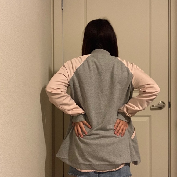 Light pink and grey jacket - Picture 2 of 4